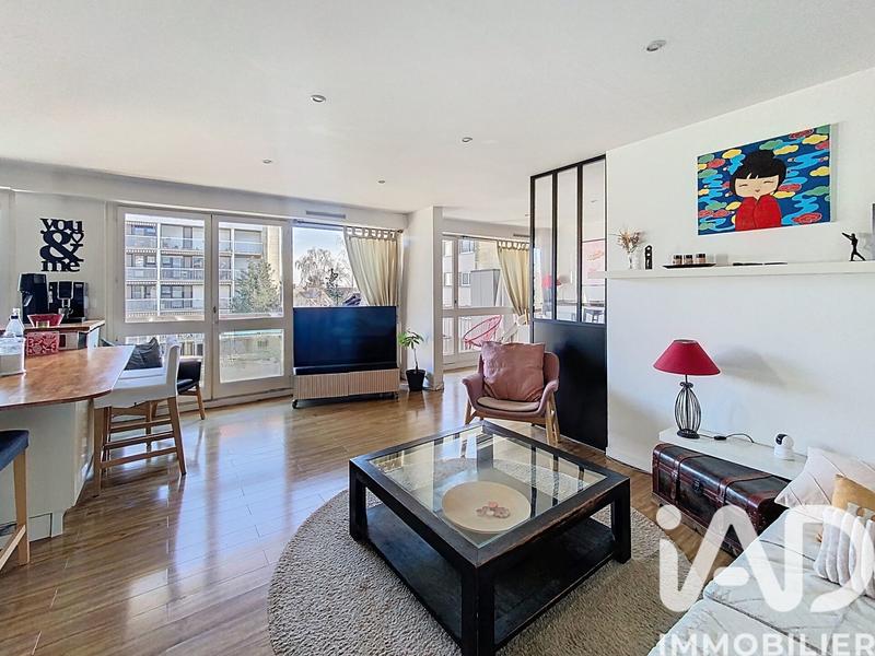 Appartement - 102 m² - 5 pièces