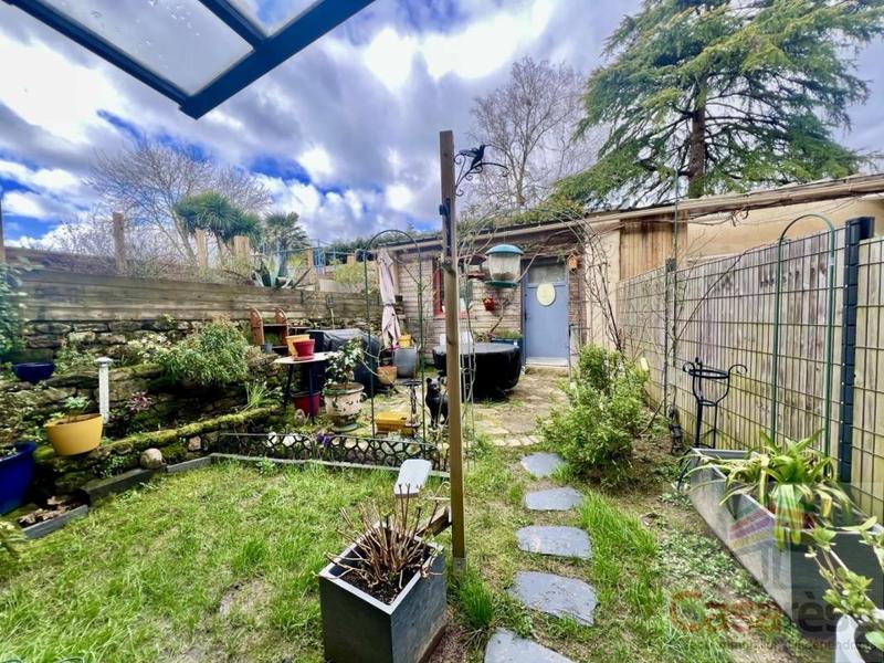 Appartement - 92 m² - 4 pièces