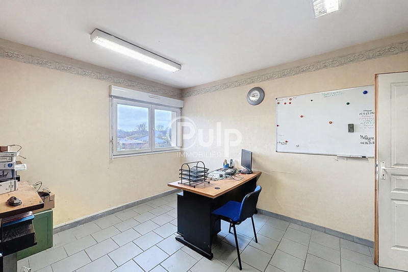 Divers - 512 m² - 8 pièces