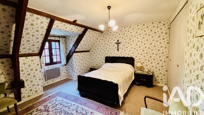 Maison - 180 m² - 8 pièces