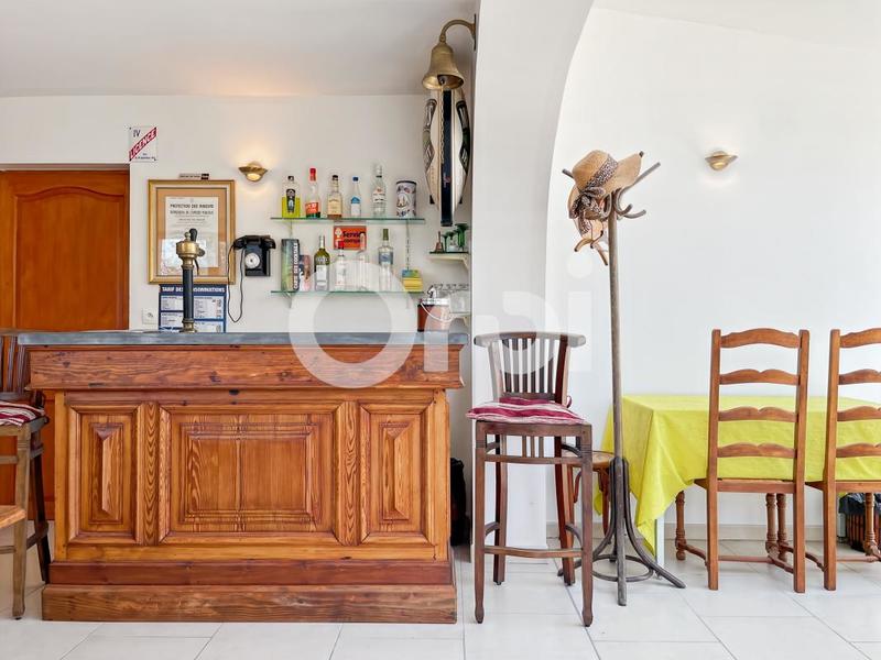 Propriété - 308 m² - 9 pièces