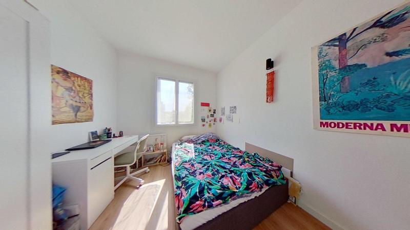 Chambre - 72 m² - 4 pièces