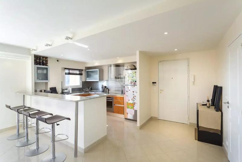 Appartement - 108 m² - 3 pièces