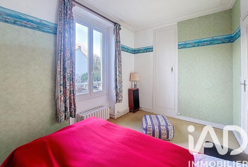 Maison - 130 m² - 9 pièces