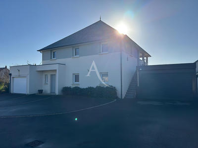 Maison - 188 m² - 7 pièces