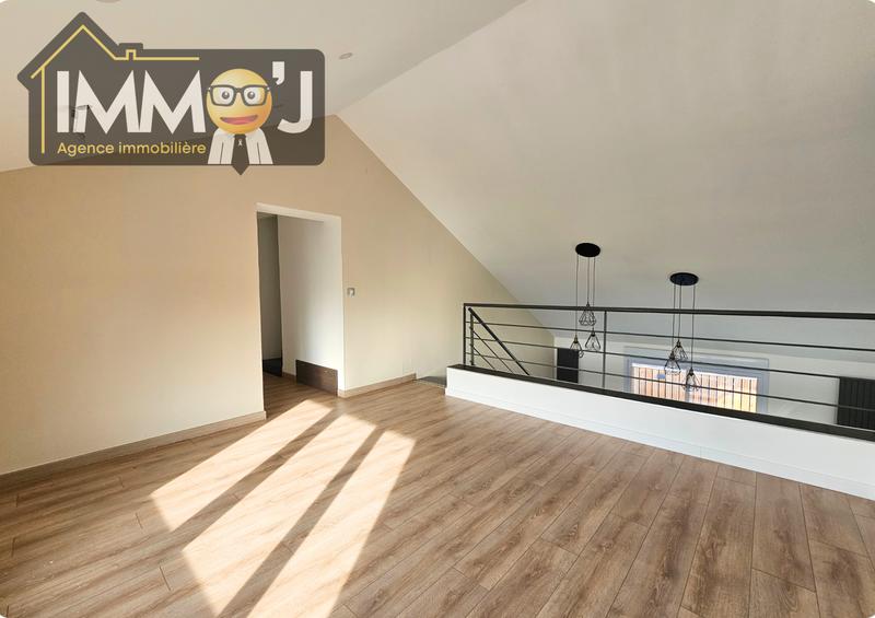 Maison - 196 m² - 8 pièces