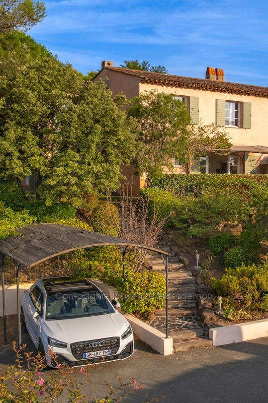 Maison - 107 m² - 4 pièces