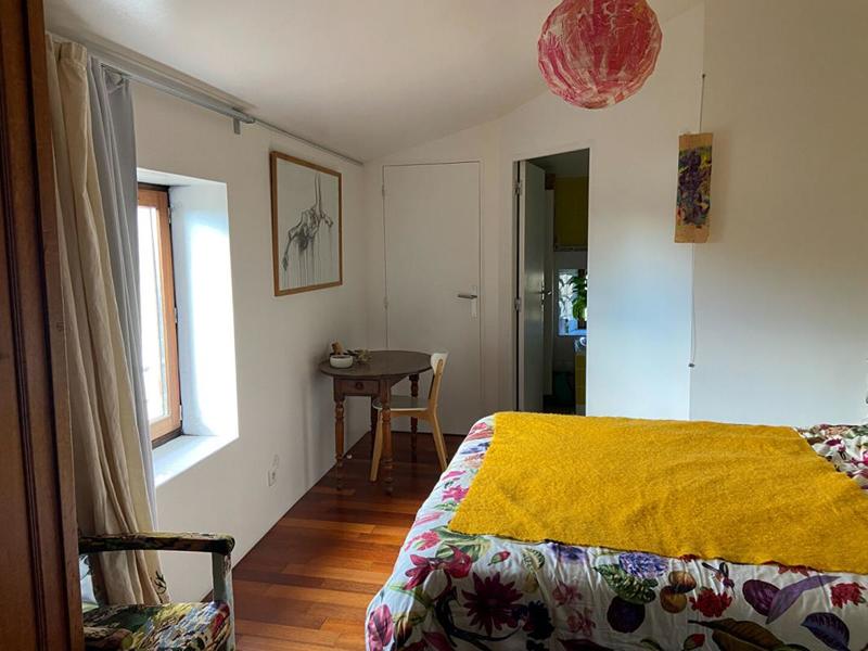 Maison - 330 m² - 11 pièces