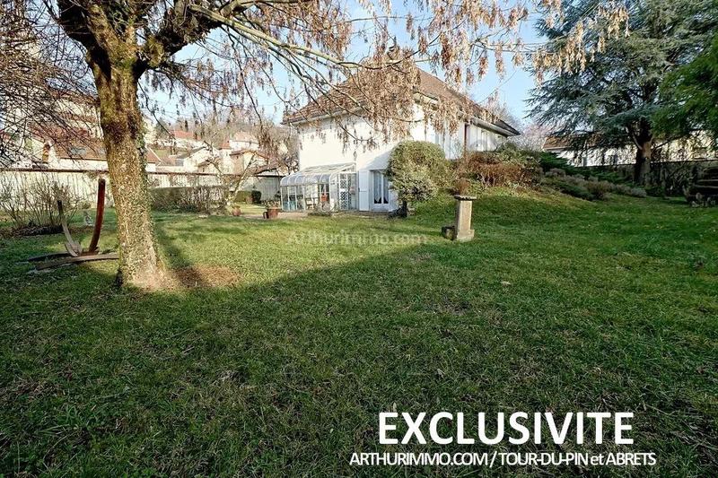 Maison - 107 m² - 5 pièces