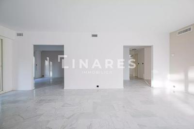 Appartement - 168 m² - 5 pièces