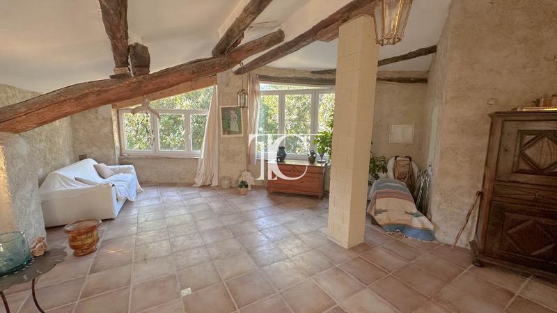 Maison - 183 m² - 5 pièces