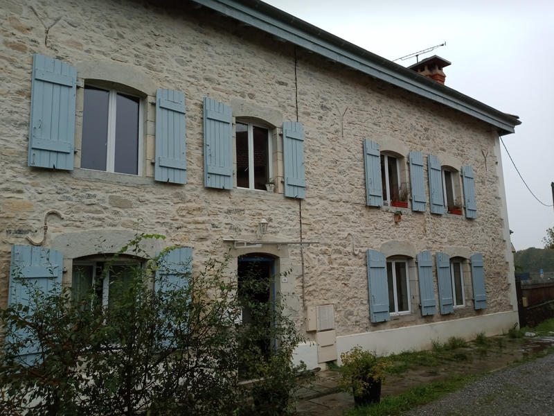 Appartement - 188 m² - 5 pièces