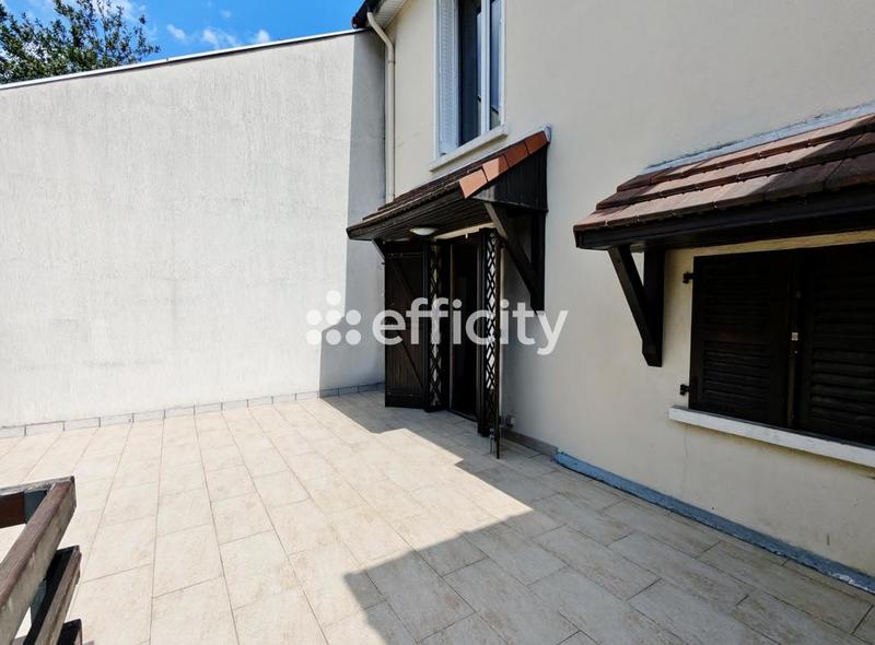 Maison - 142 m² - 7 pièces