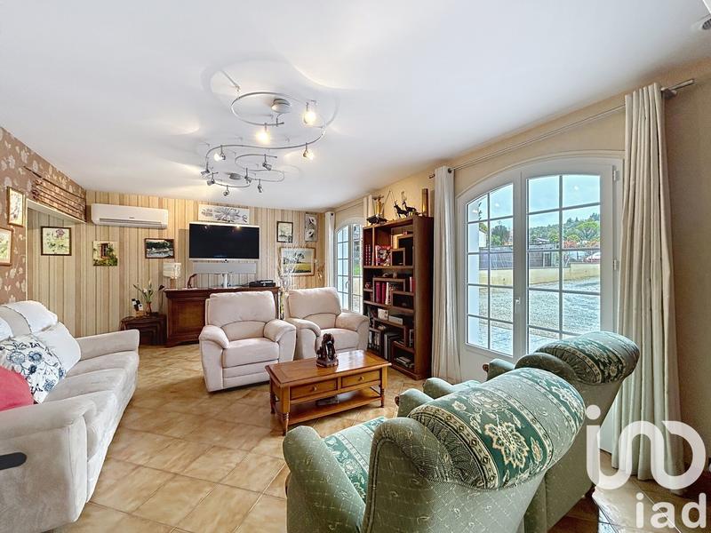 Maison - 180 m² - 7 pièces