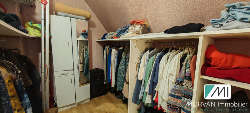 Maison - 210 m² - 7 pièces