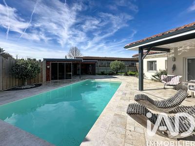 Maison - 100 m² - 4 pièces