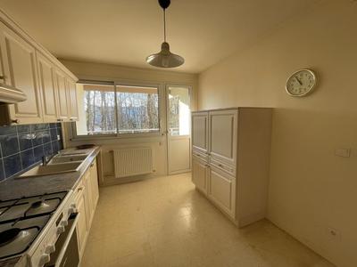 Appartement - 81 m² - 4 pièces