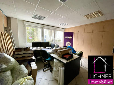 Local commercial - 96 m² - 5 pièces