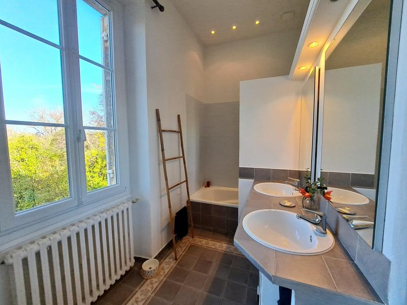 Maison - 155 m² - 5 pièces