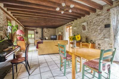 Maison - 111 m² - 5 pièces