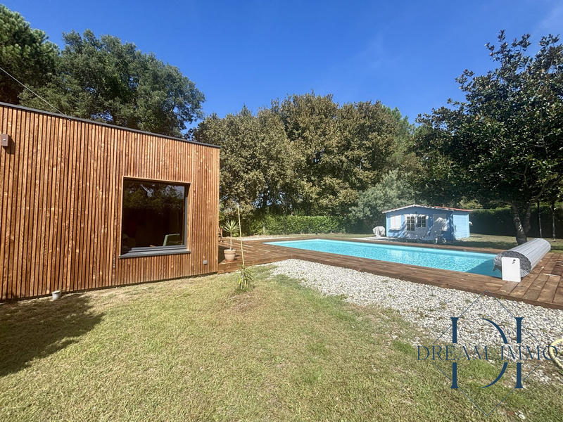 Maison - 183 m² - 5 pièces