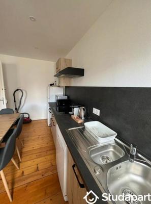 Chambre - 12 m² - 1 pièce