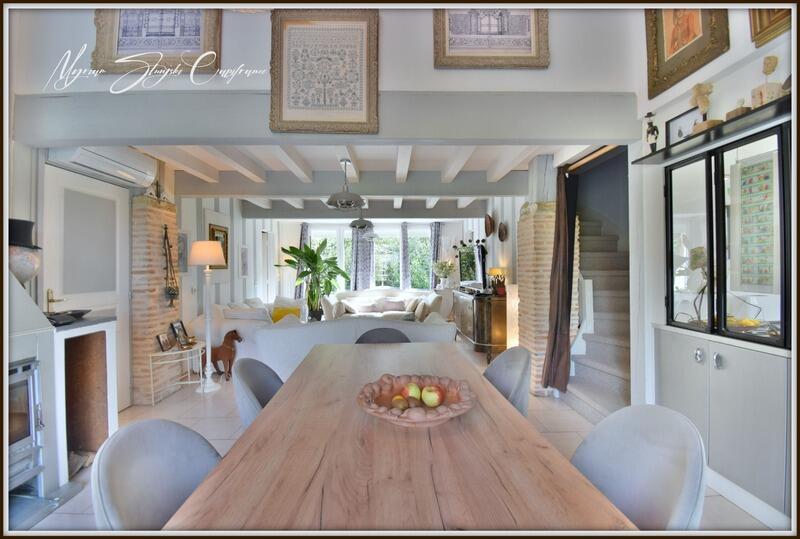 Maison - 140 m² - 6 pièces