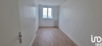 Appartement - 90 m² - 5 pièces