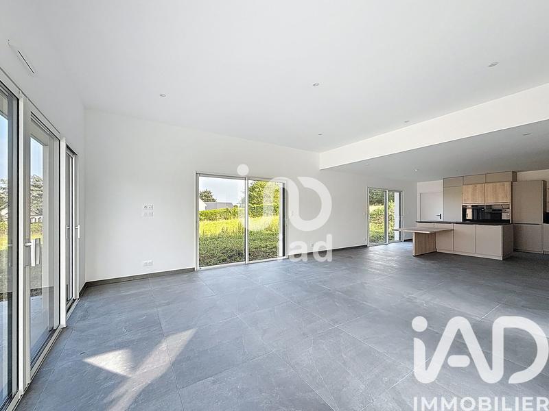 Maison - 140 m² - 5 pièces