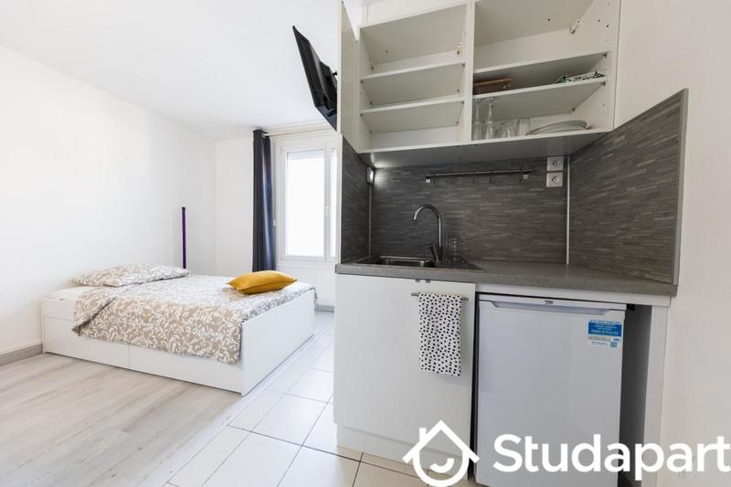 Chambre - 14 m² - 1 pièce