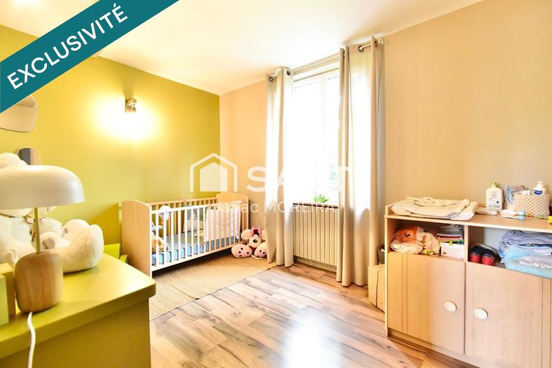 Maison - 200 m² - 8 pièces