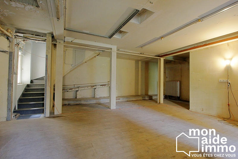 Local commercial - 148 m² - 3 pièces