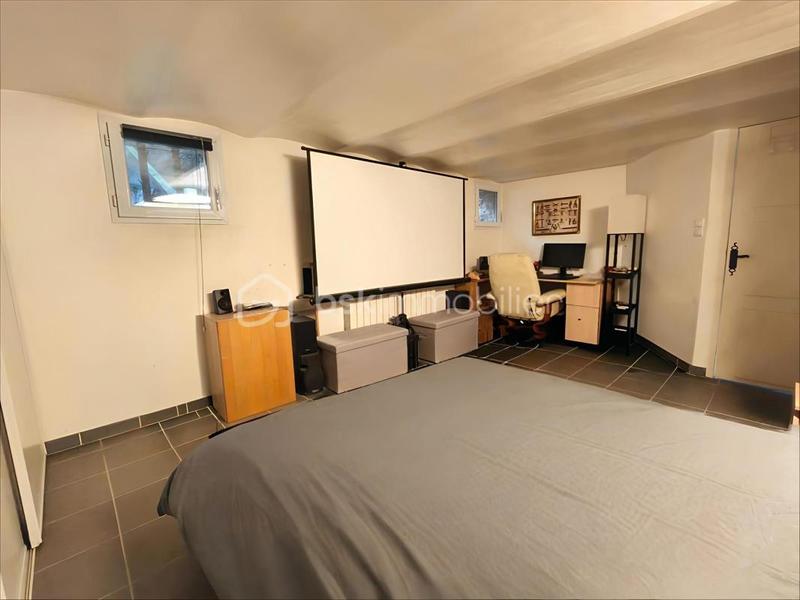 Maison - 101 m² - 5 pièces