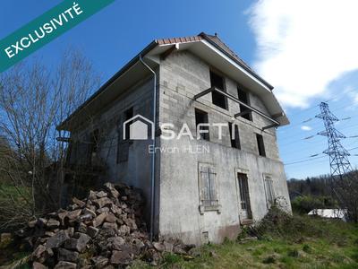 Maison - 139 m² - 2 pièces