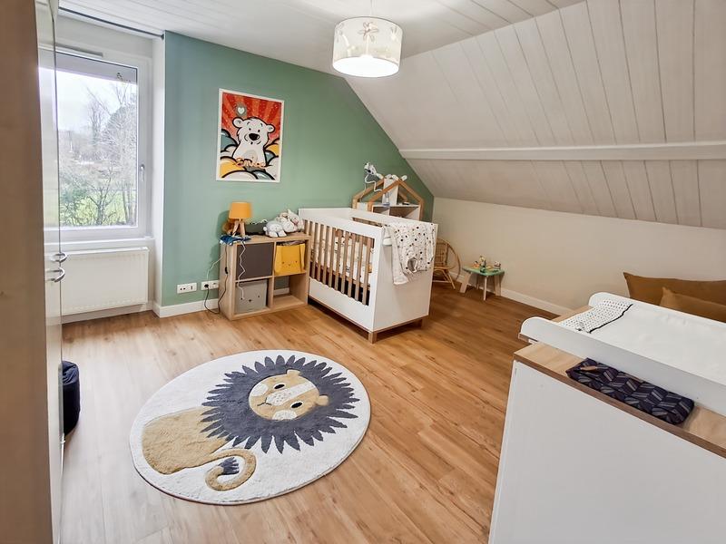 Maison - 185 m² - 7 pièces