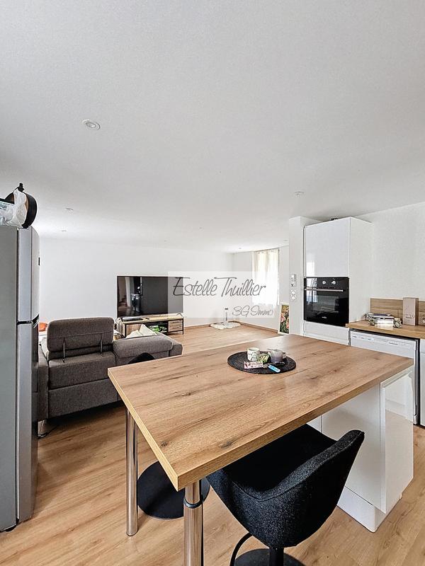 Maison de ville - 90 m² - 5 pièces