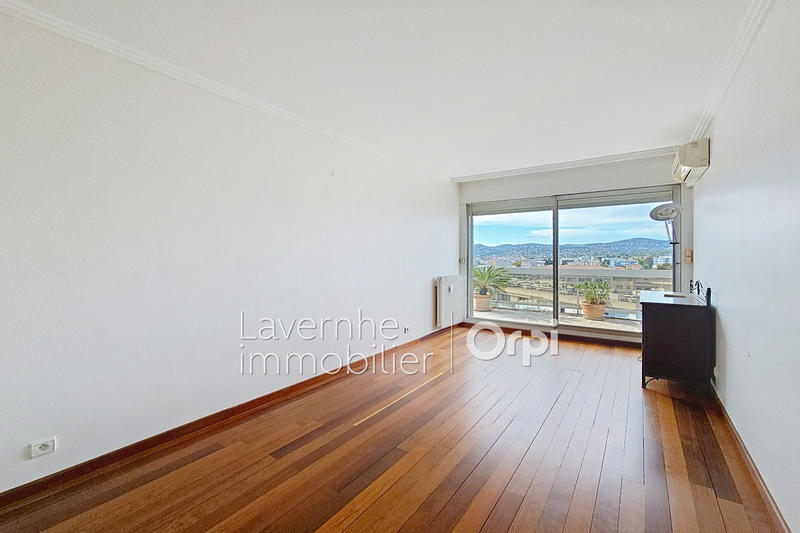 Appartement - 89 m² - 3 pièces