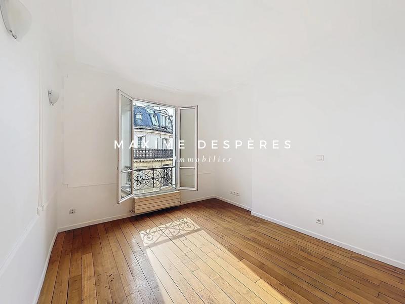 Appartement - 128 m² - 6 pièces