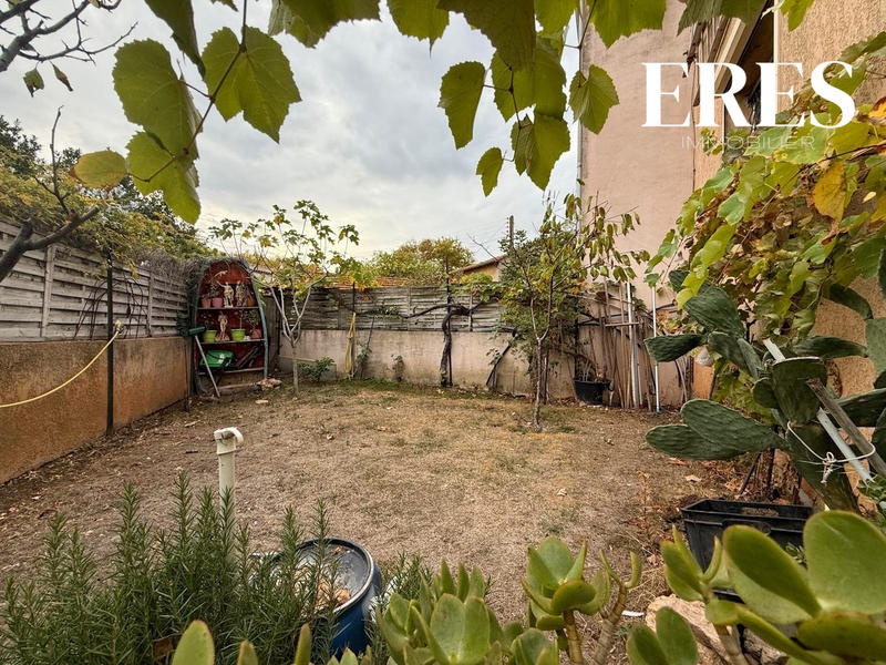 Maison ancienne - 250 m² - 7 pièces