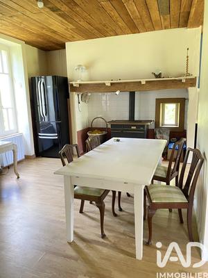 Maison - 98 m² - 4 pièces