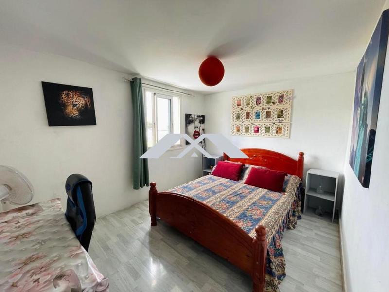 Maison - 82 m² - 5 pièces