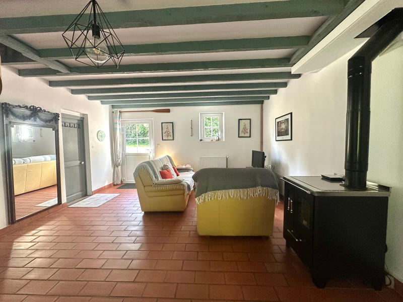 Maison - 180 m² - 9 pièces