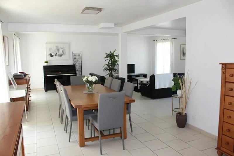 Maison - 167 m² - 7 pièces