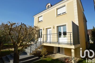 Maison - 155 m² - 7 pièces