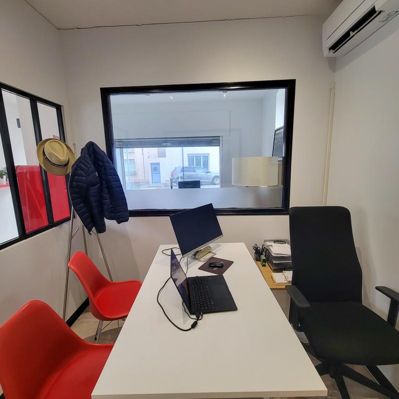 Bureau - 50 m² - 4 pièces