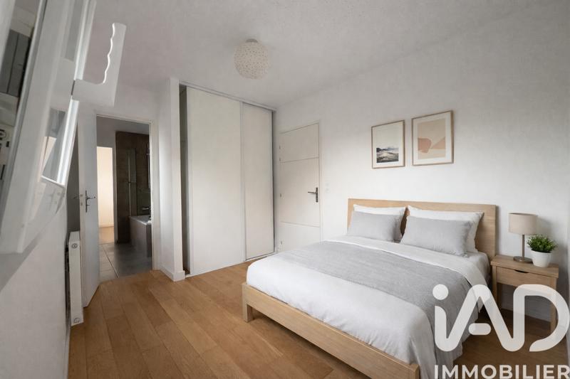 Maison - 98 m² - 4 pièces