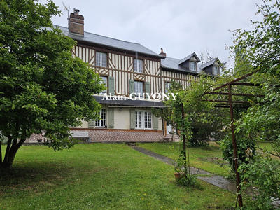 Maison - 441 m² - 14 pièces