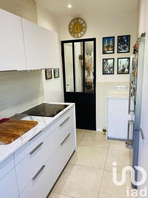 Appartement - 98 m² - 5 pièces