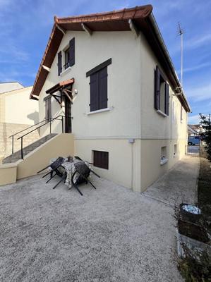 Immeuble - 100 m² - 7 pièces