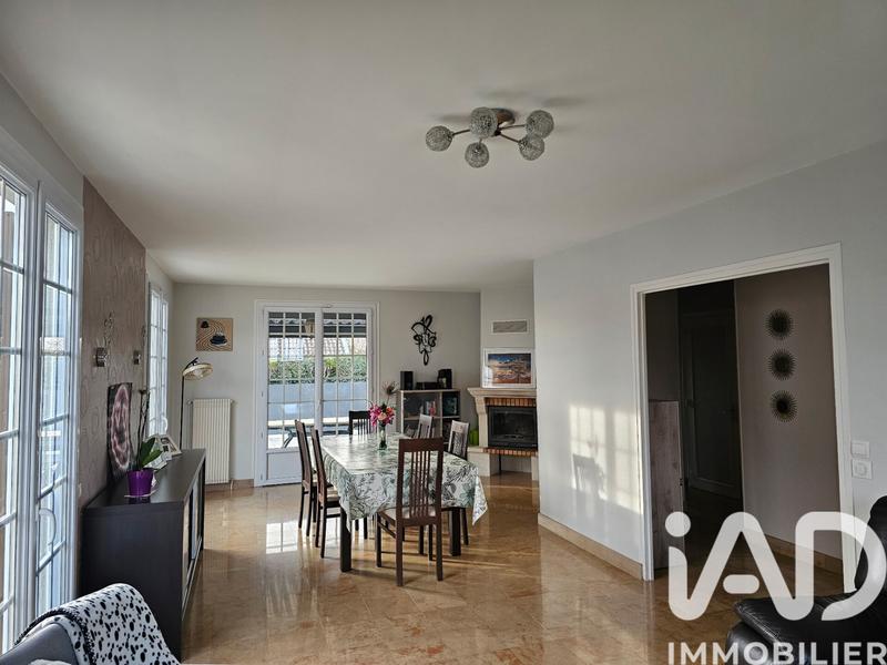 Maison - 145 m² - 8 pièces